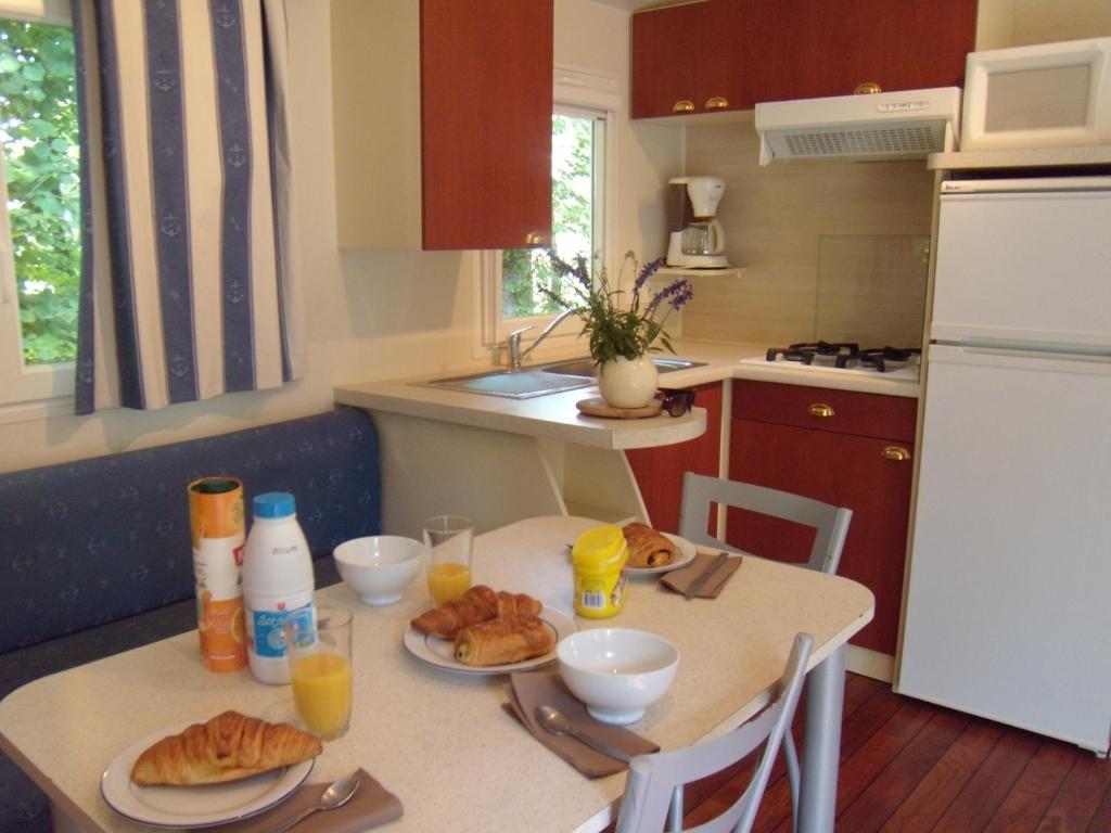 Campsite Le Chateau Des Marais Blois